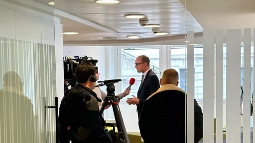 Minister Van Peteghem geeft uitleg bij zijn ontwerp