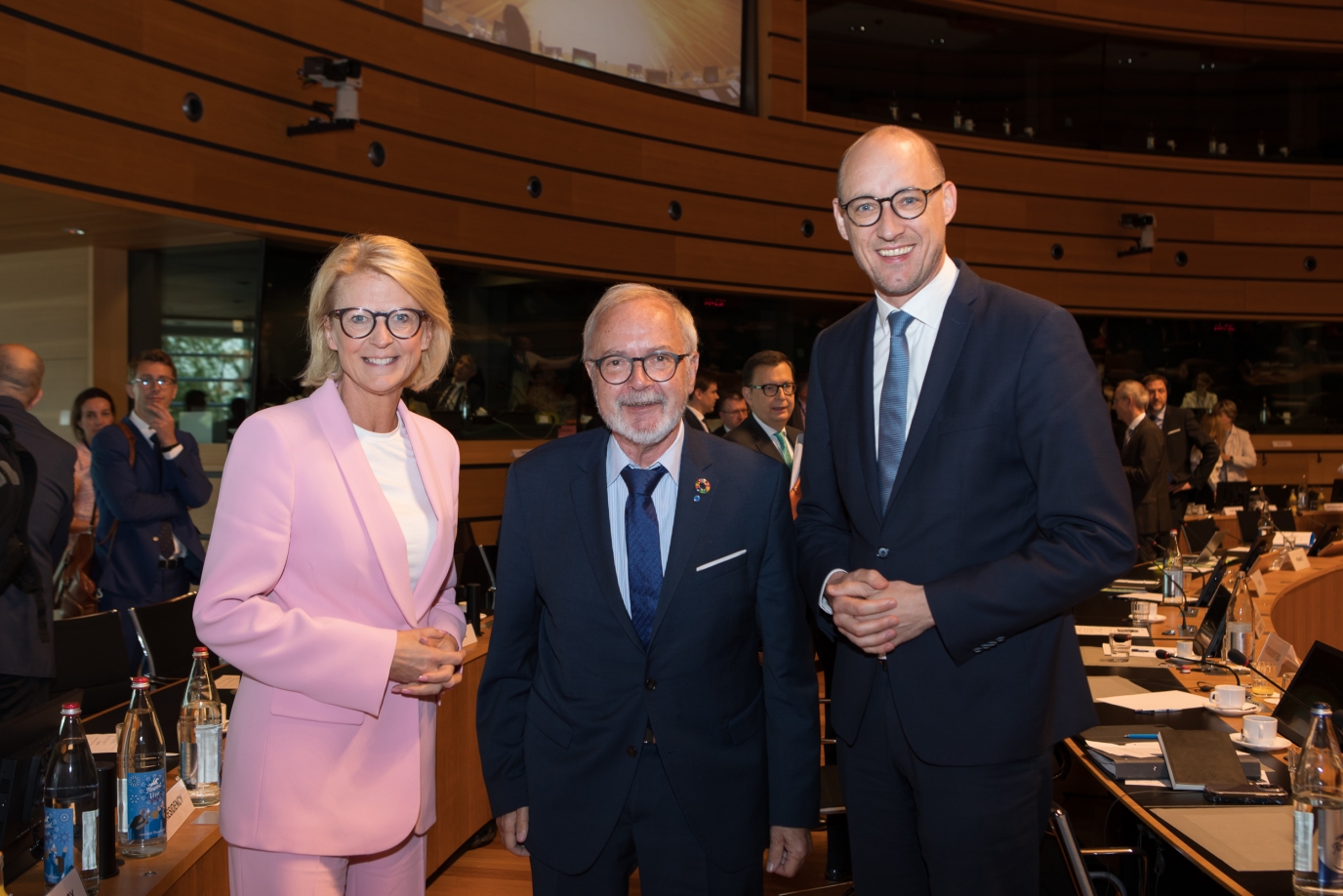 Minister Van Peteghem nieuwe voorzitter Raad van Gouverneurs van Europese Investeringsbank